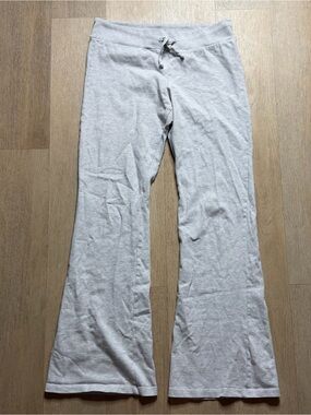 Brandy Melville flare sweatpants - OS (medium)